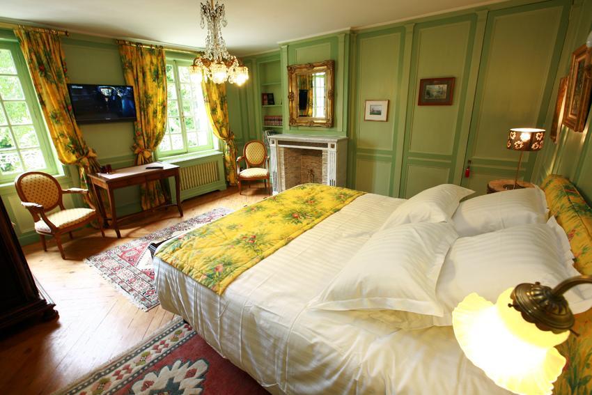 Le Domaine Du Lieu Athan ,Reserve Aux Adultes Bed & Breakfast Saint-Gatien-des-Bois Exterior photo